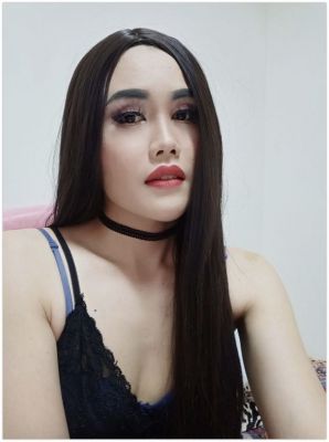 Muscat massage girl Nira Thai Transsexual, 170 cm, 56 kg