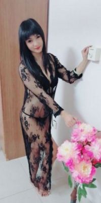 Chinese prostitute Water, photos and reviews