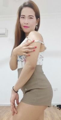 Lesbian call girl Nu Dee is waiting for ladies