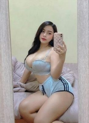 Cheap incall escort invites you to her place in Oman