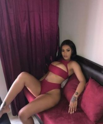 One of the best arab escorts in Muscat: Sexy Lora, phone number +968 9414 1361